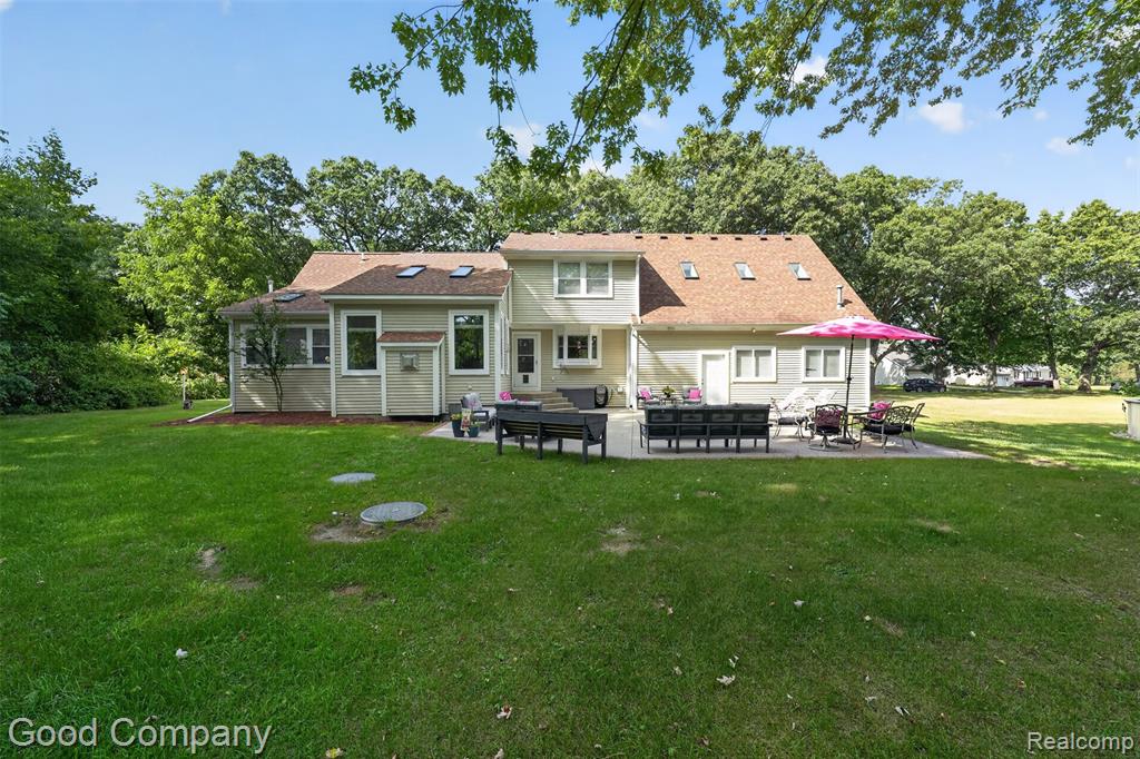 main property photo 49