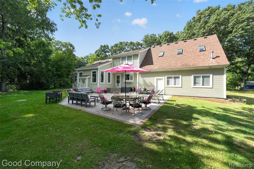 main property photo 51