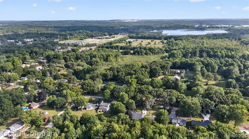 main property photo 70