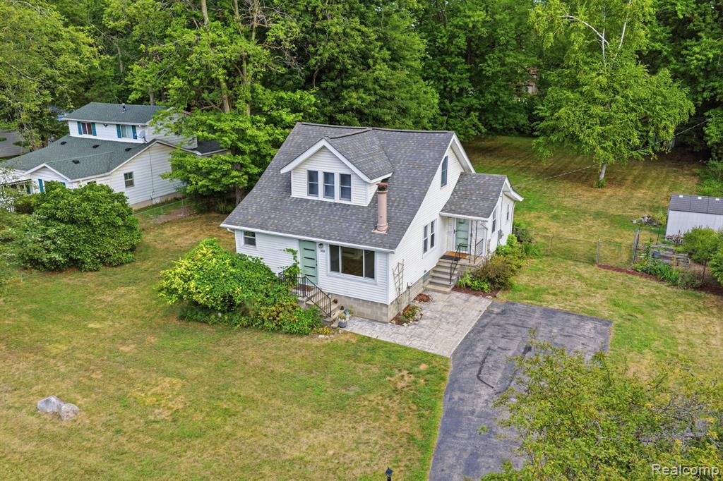 main property photo 46