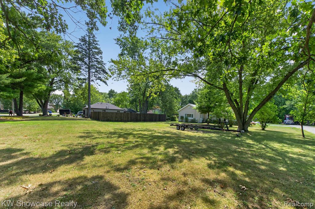 main property photo 54