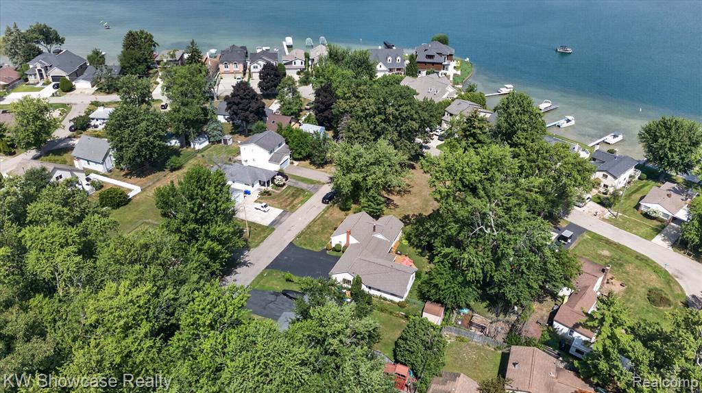 main property photo 66