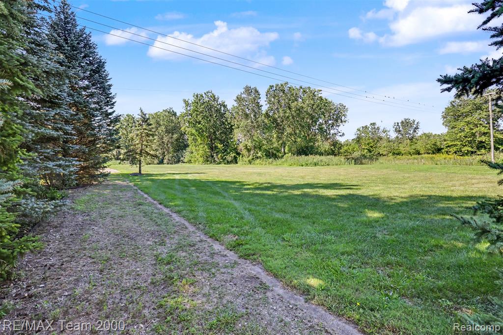 main property photo 78