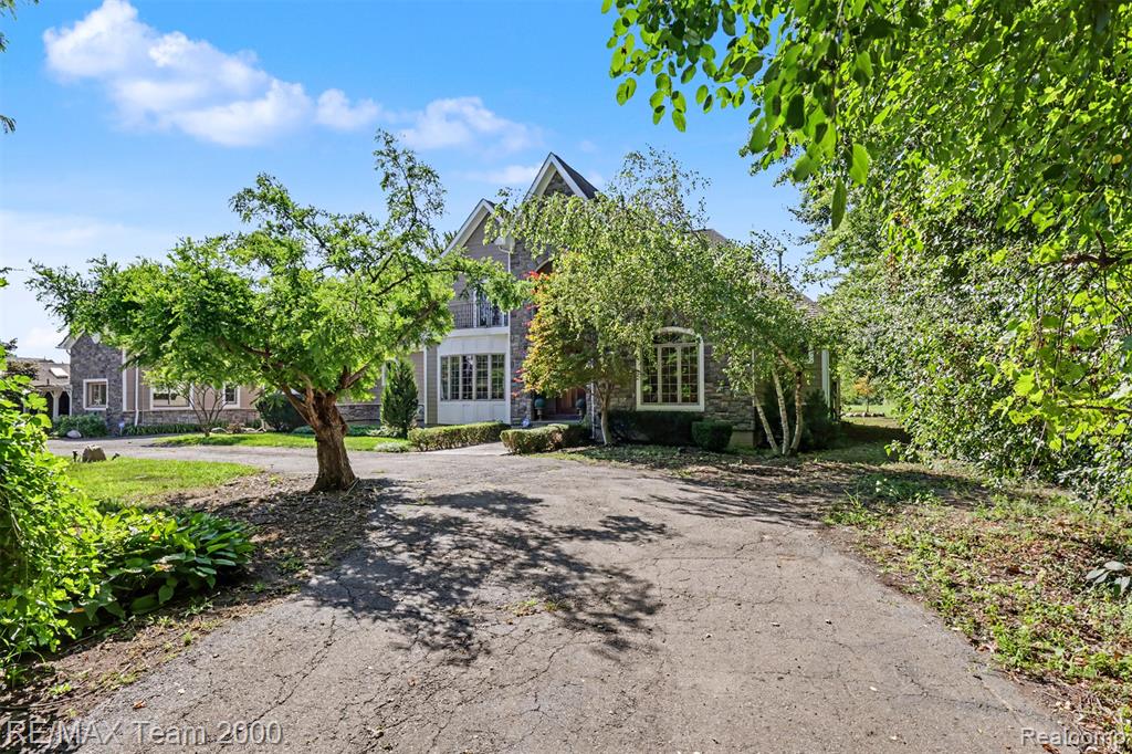 main property photo 89