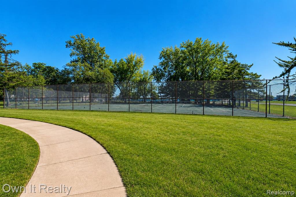 main property photo 32