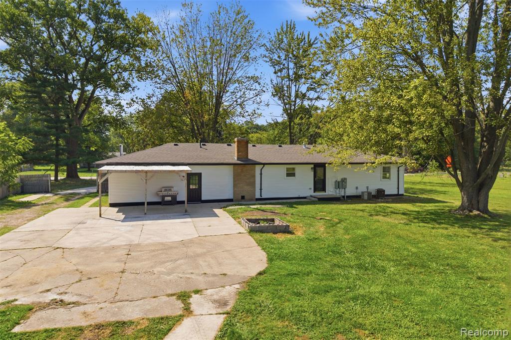 main property photo 49