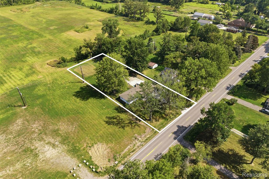 main property photo 51