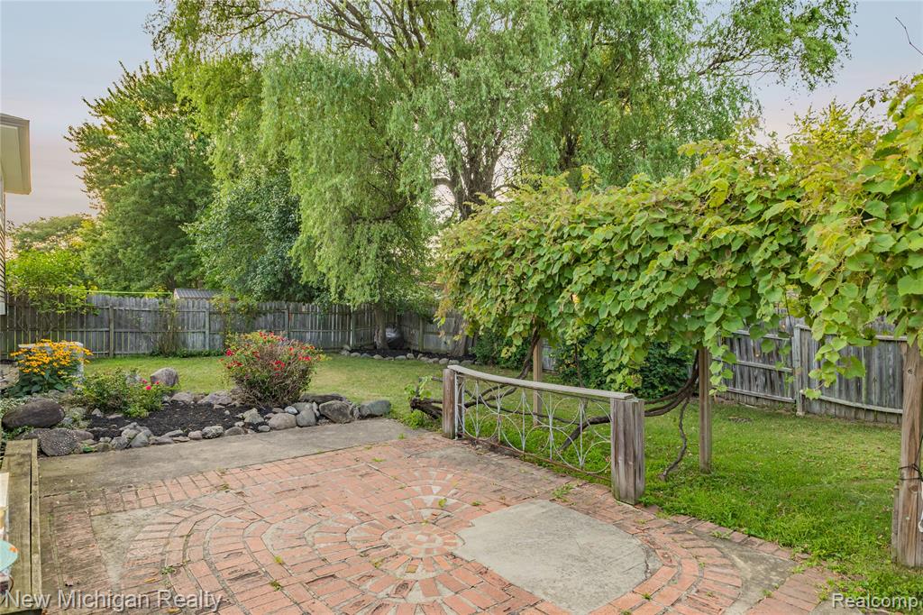 main property photo 61