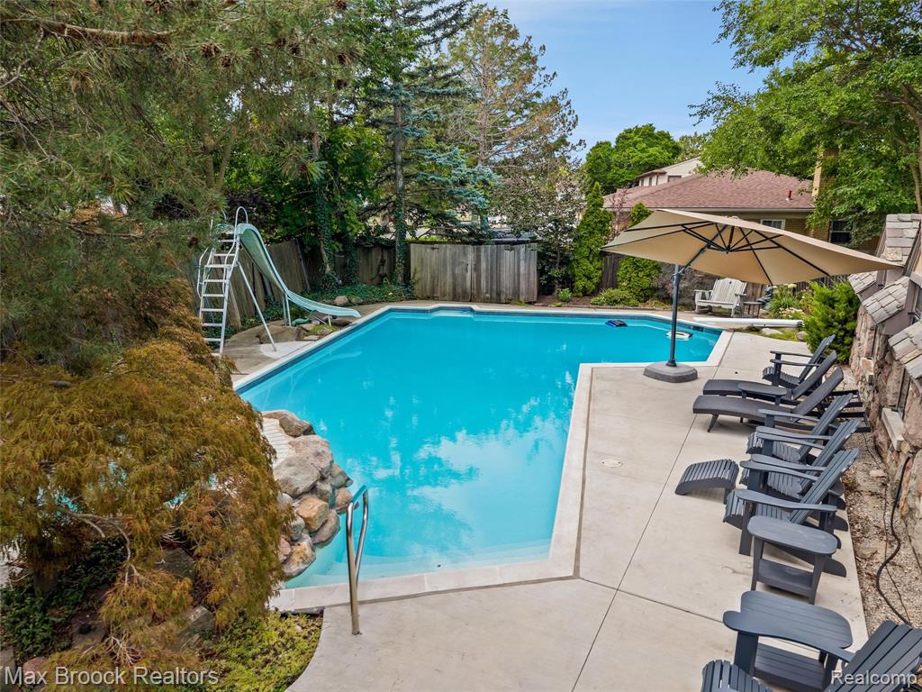main property photo 62