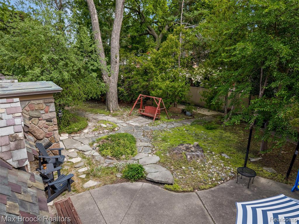 main property photo 66