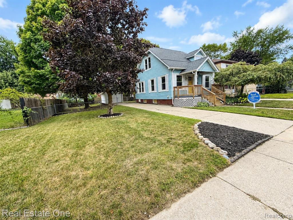 main property photo 7