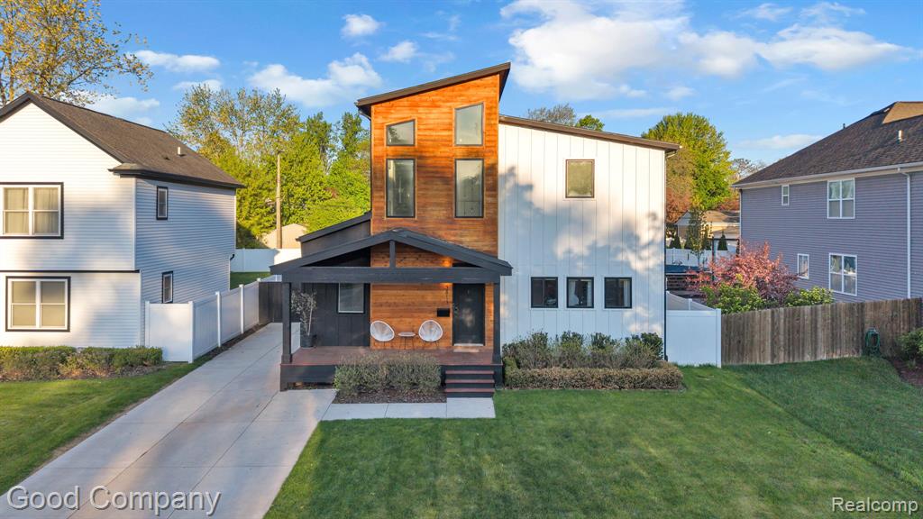 main property photo 59