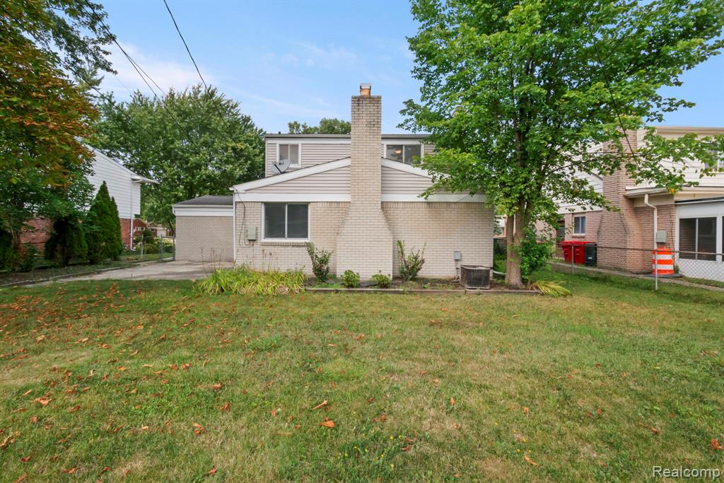 main property photo 42