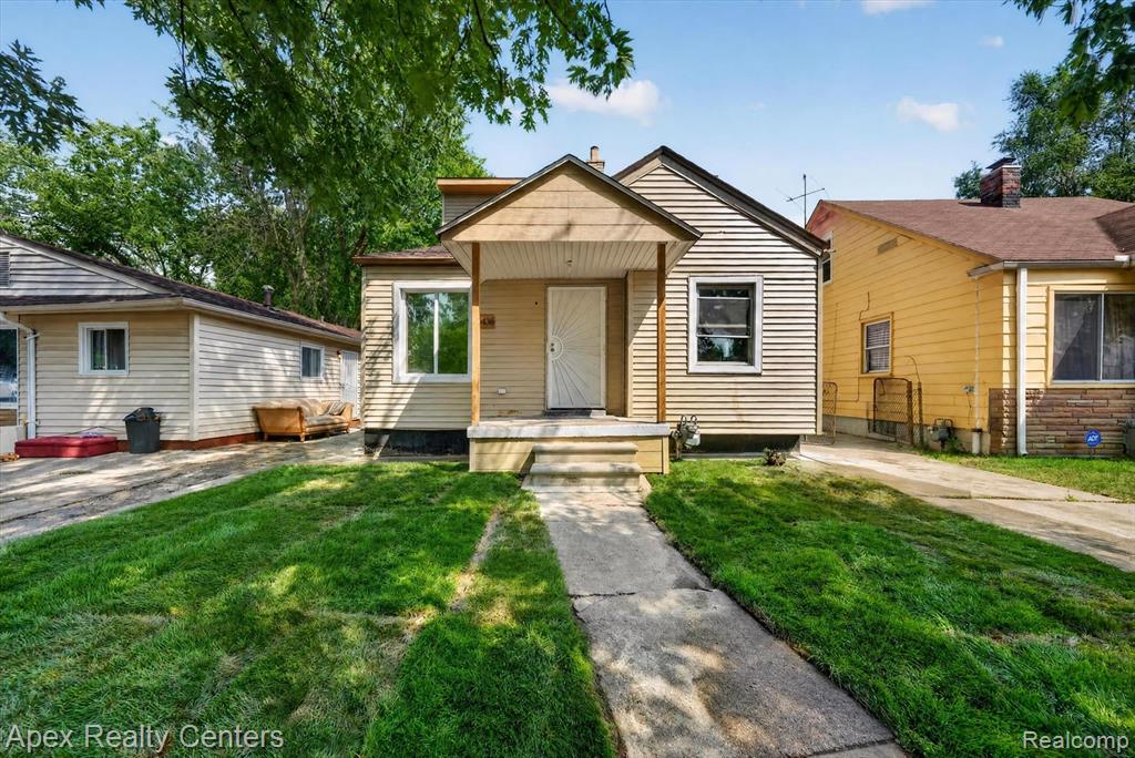 main property photo 3
