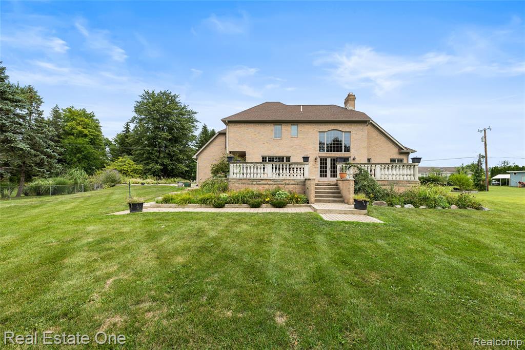 main property photo 19