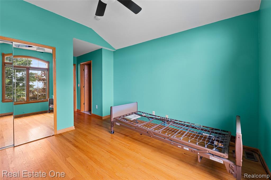 main property photo 56