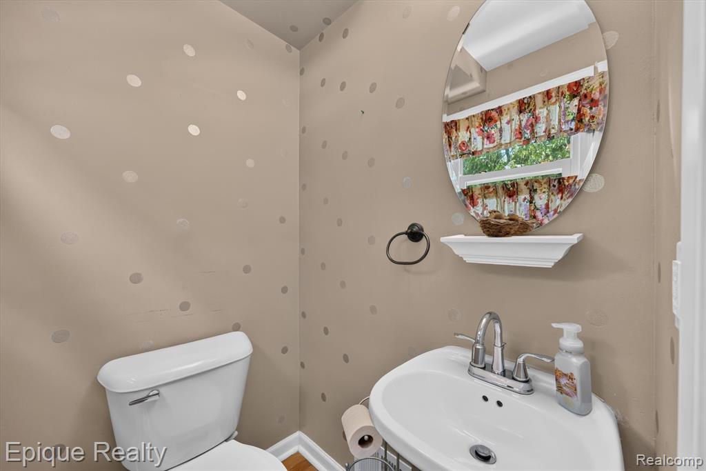 main property photo 58