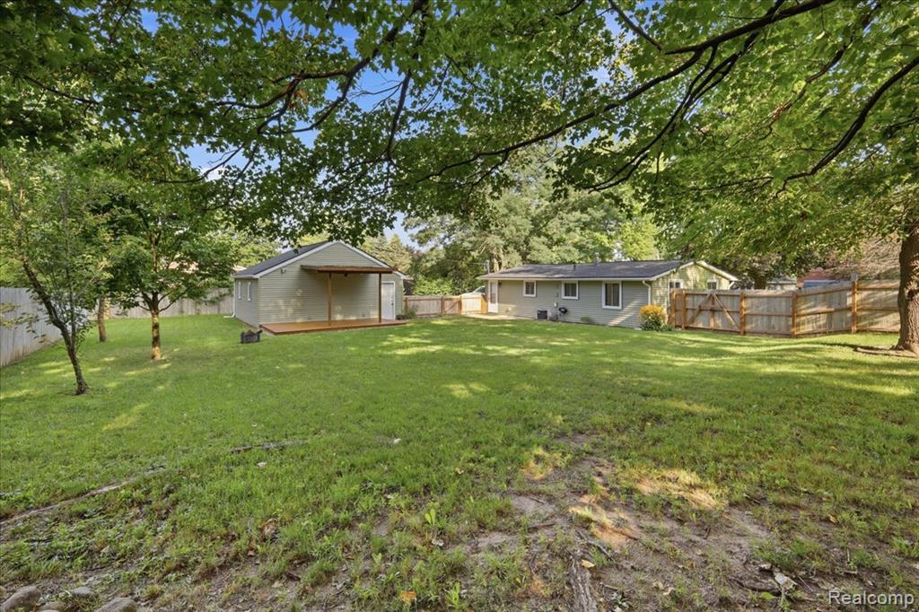main property photo 38