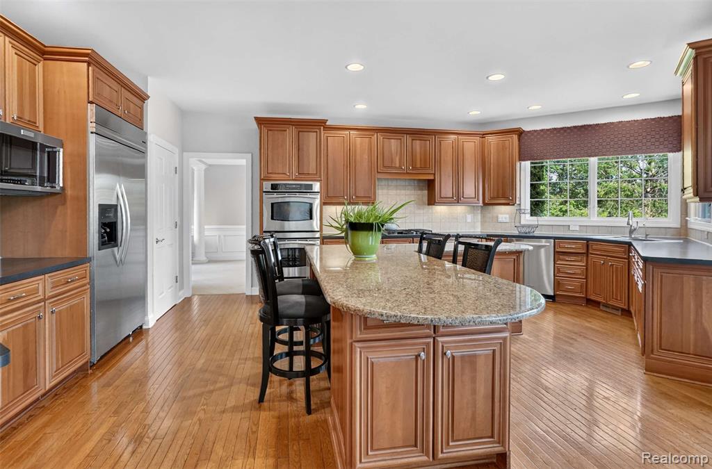 main property photo 21