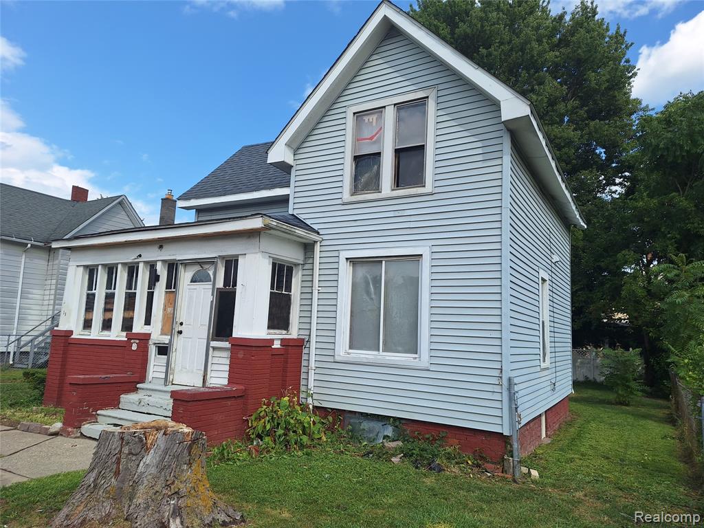 main property photo 2