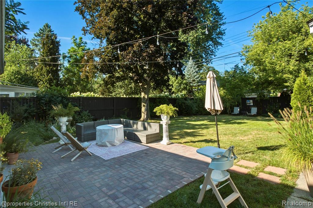main property photo 61