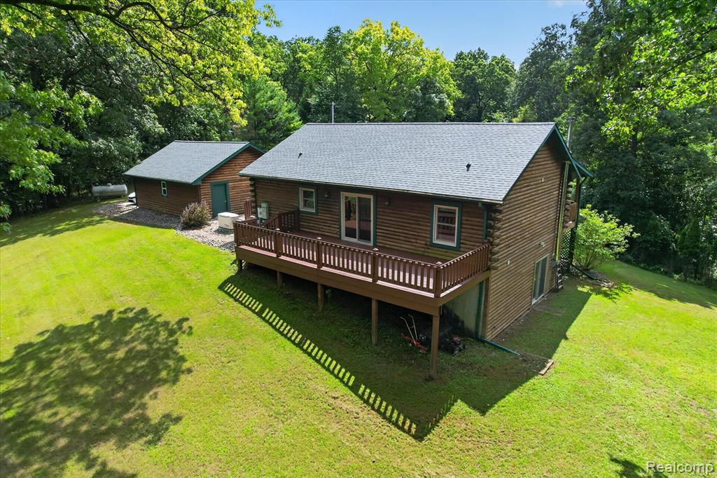 main property photo 32