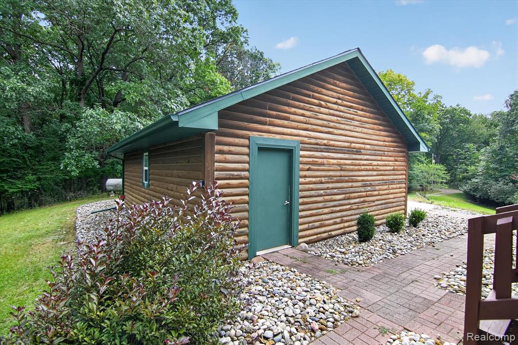 main property photo 42