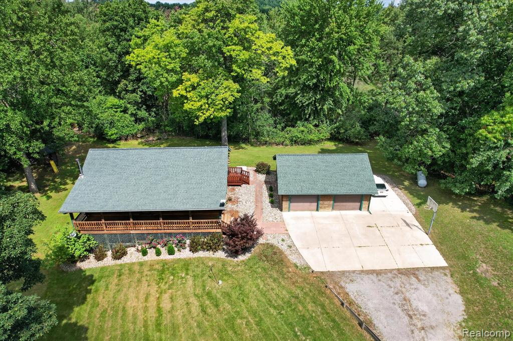 main property photo 47