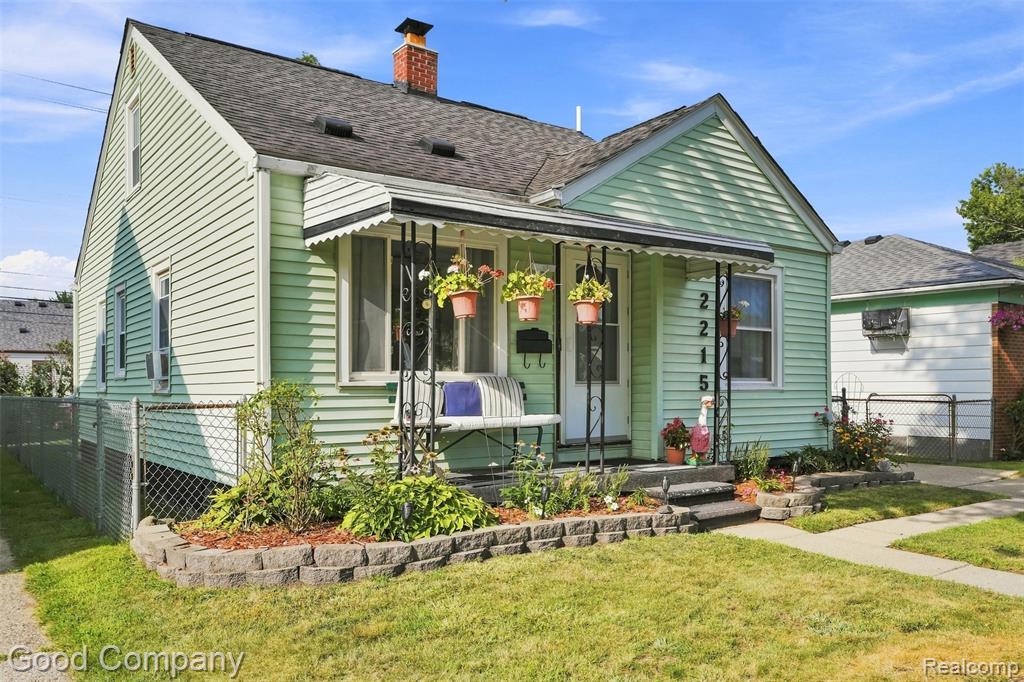 main property photo 31