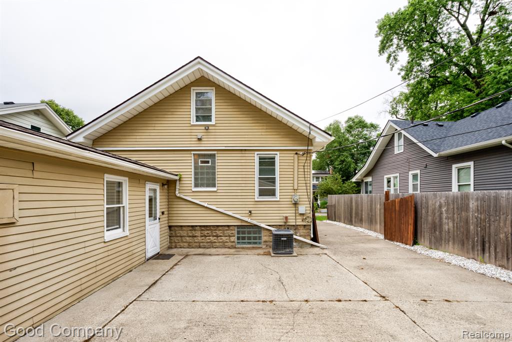 main property photo 44