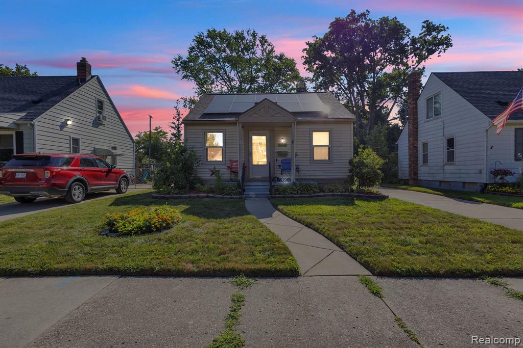 main property photo 48