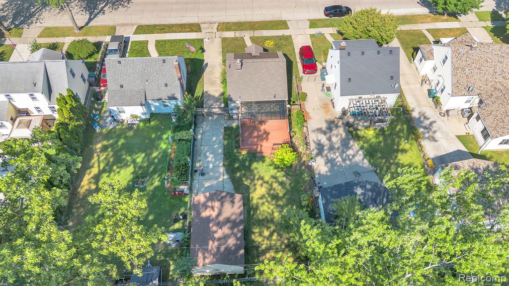 main property photo 54