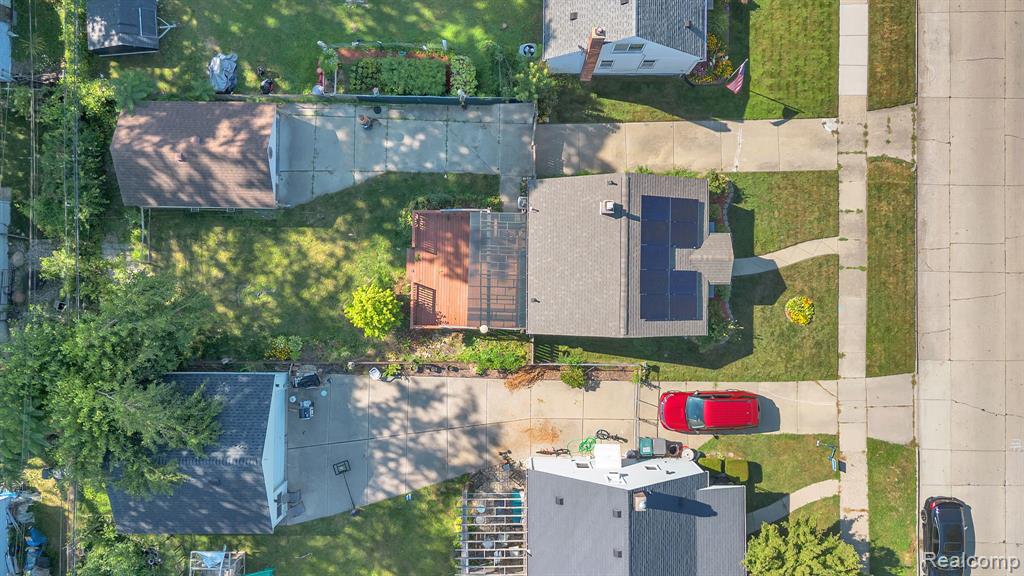 main property photo 7