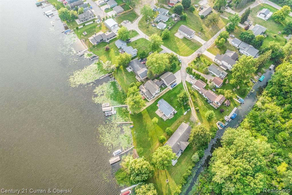 main property photo 41