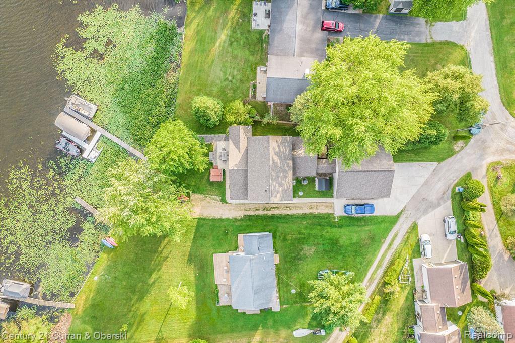 main property photo 45