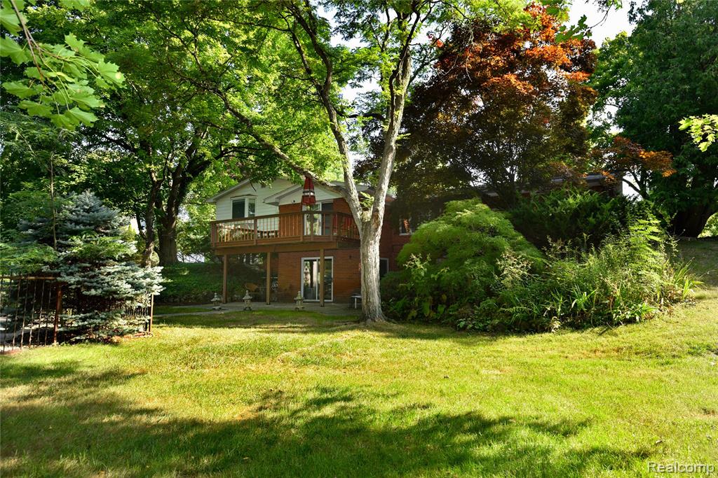 main property photo 39