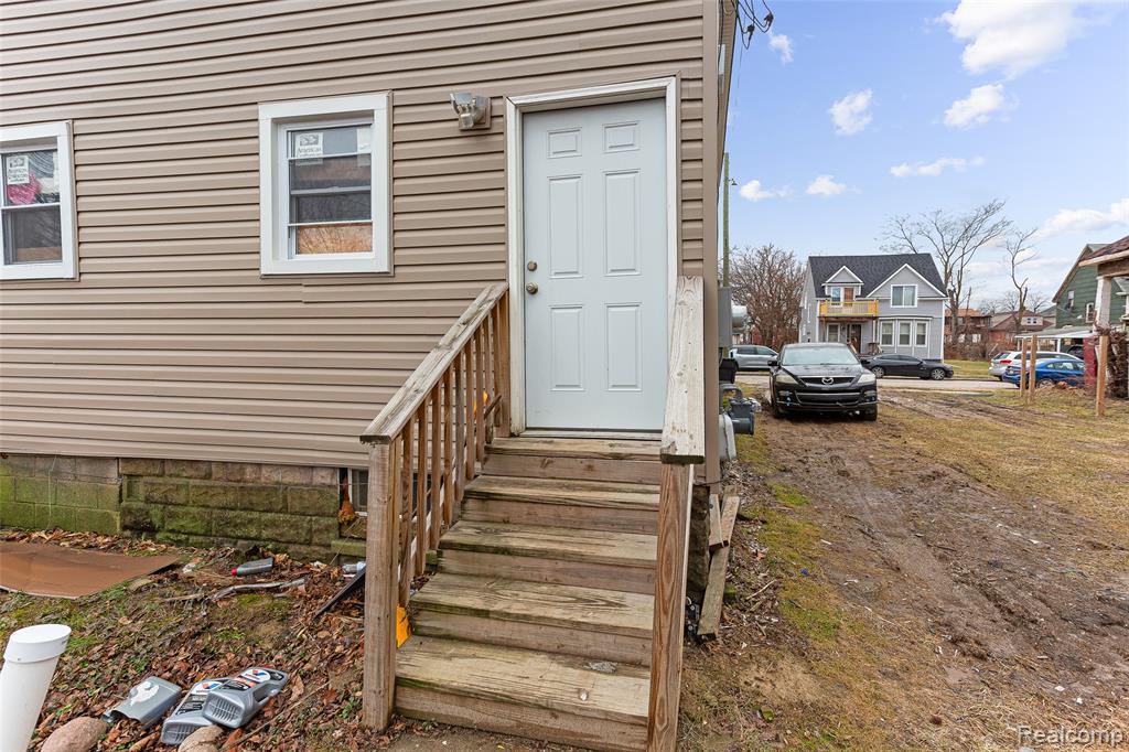 main property photo 15
