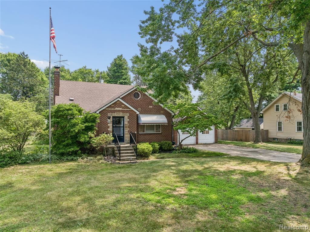 main property photo 2