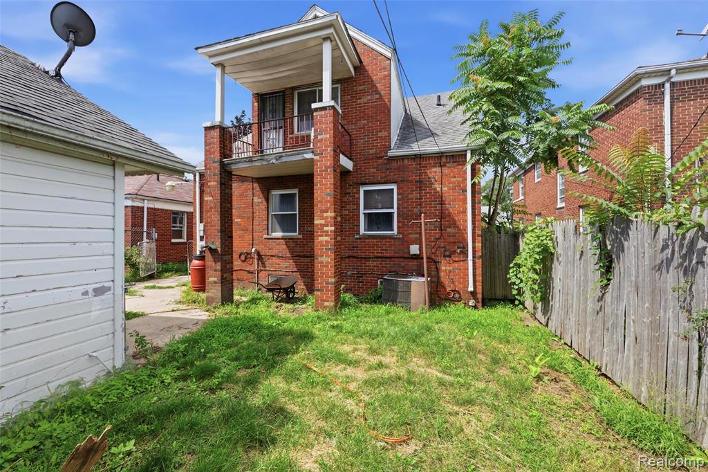 main property photo 33