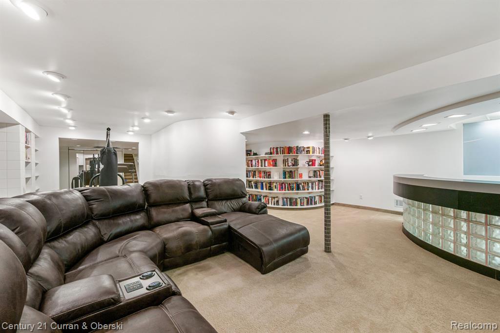 main property photo 57
