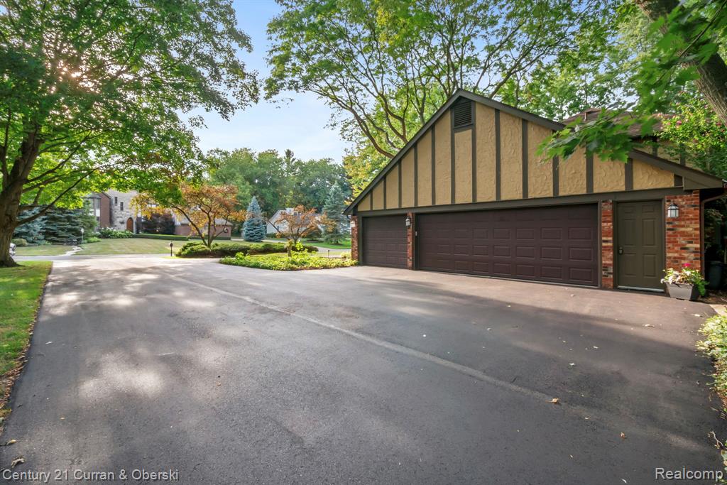main property photo 59