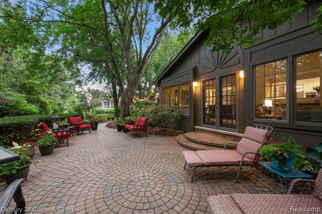 main property photo 68