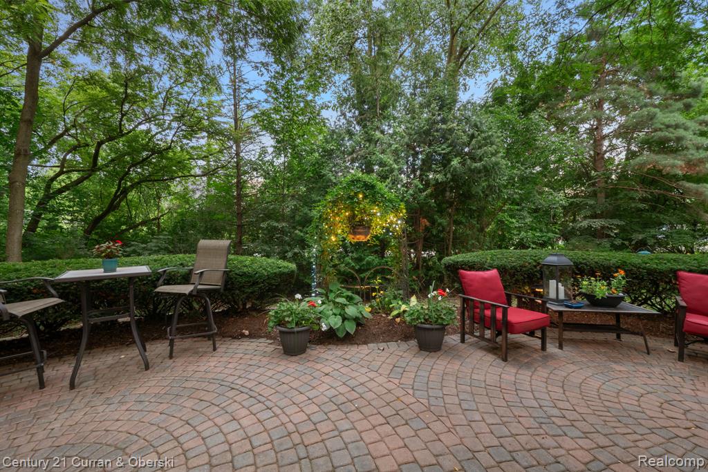 main property photo 69