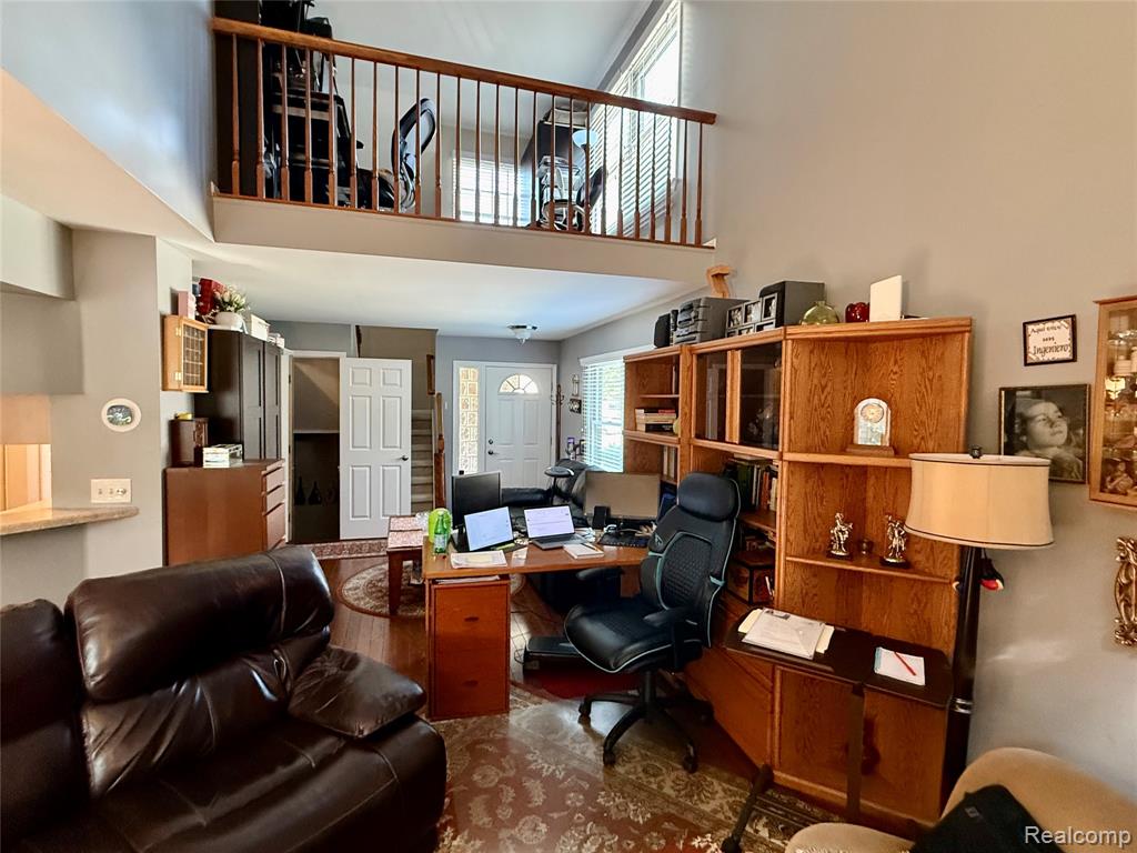 main property photo 12