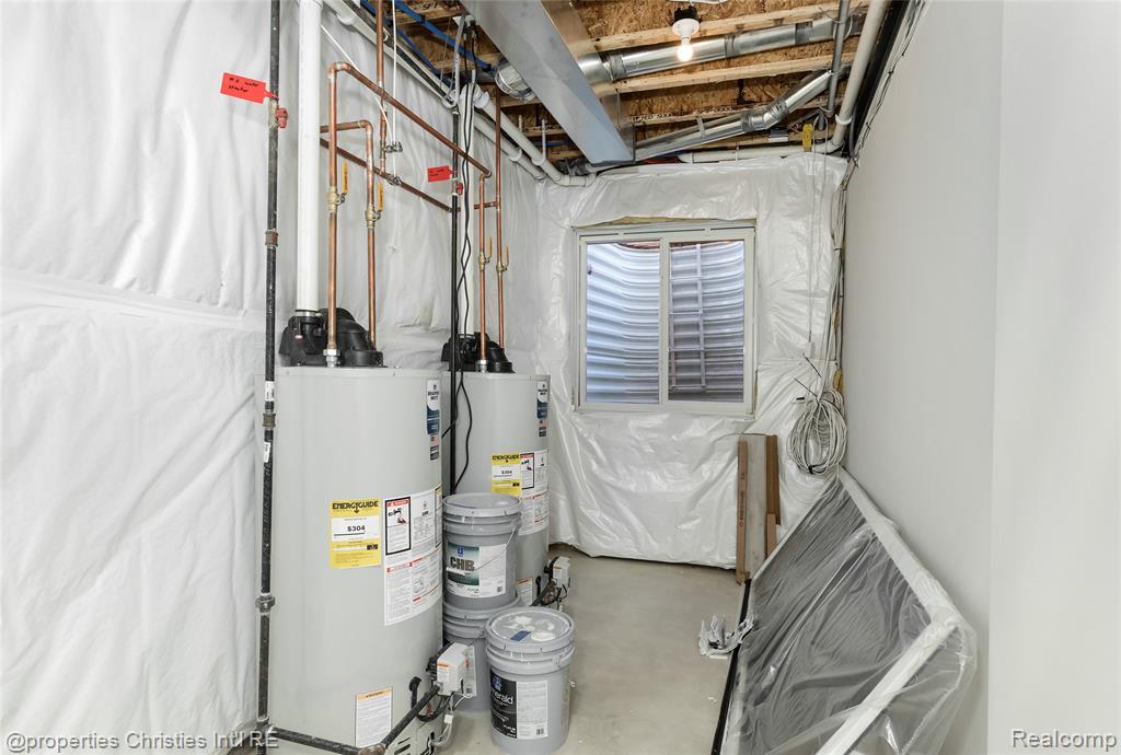 main property photo 61