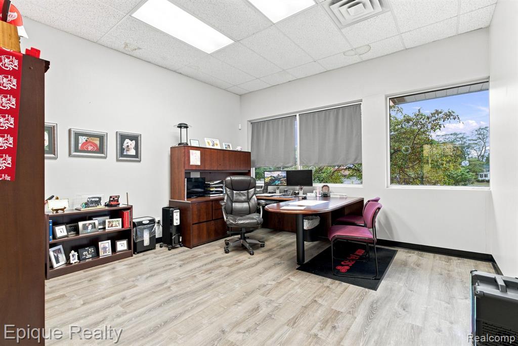main property photo 12