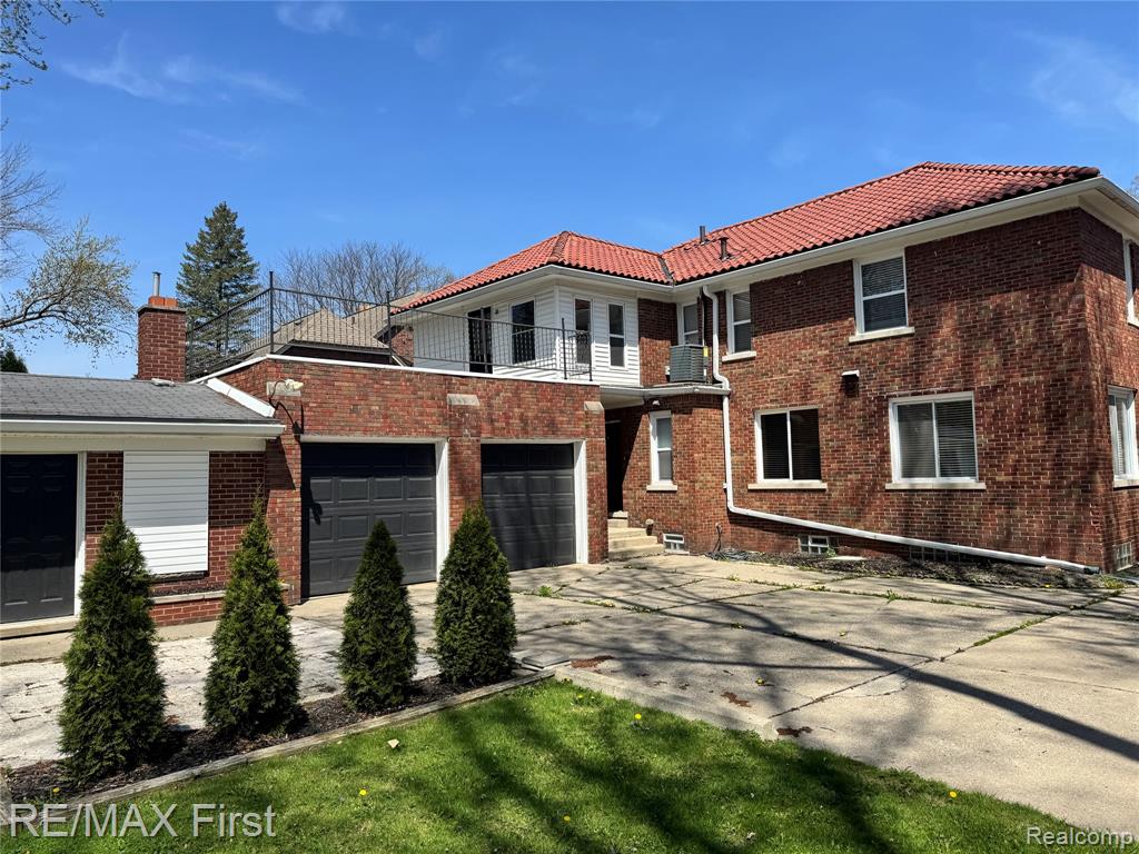 main property photo 24