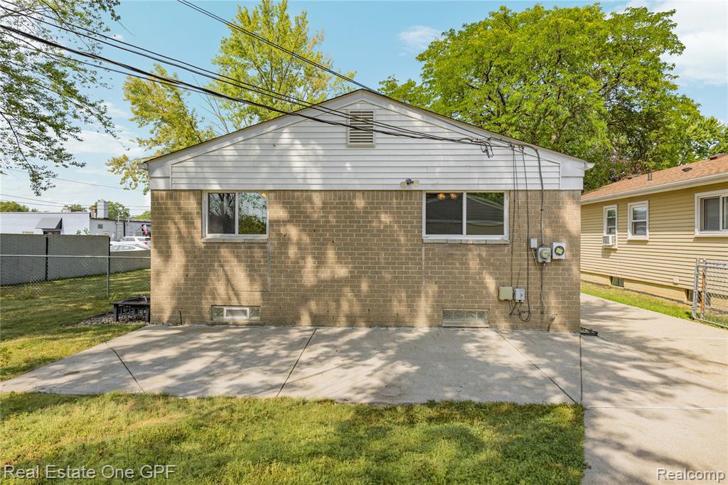 main property photo 46