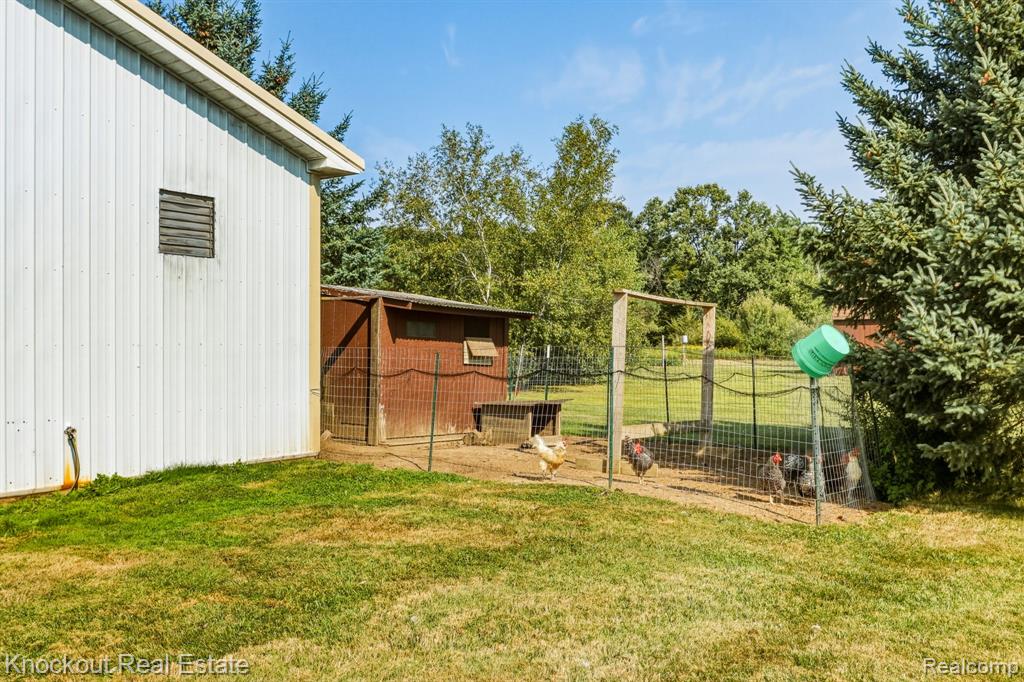 main property photo 47