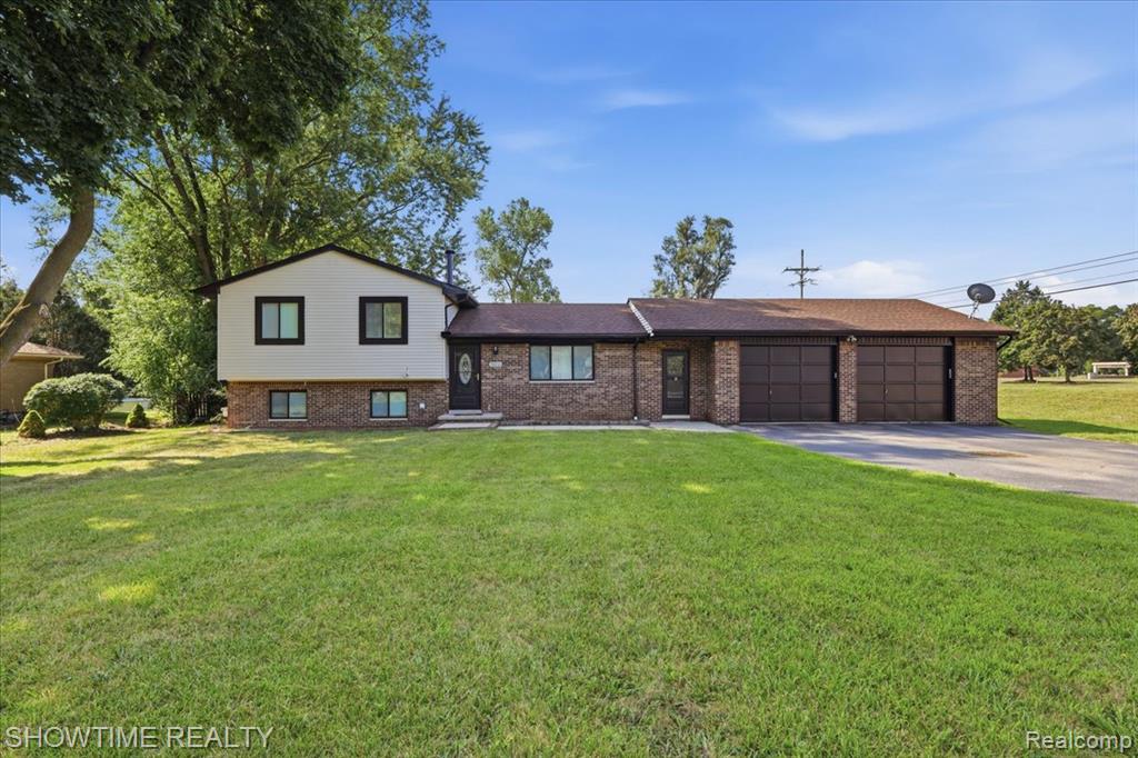 main property photo 0